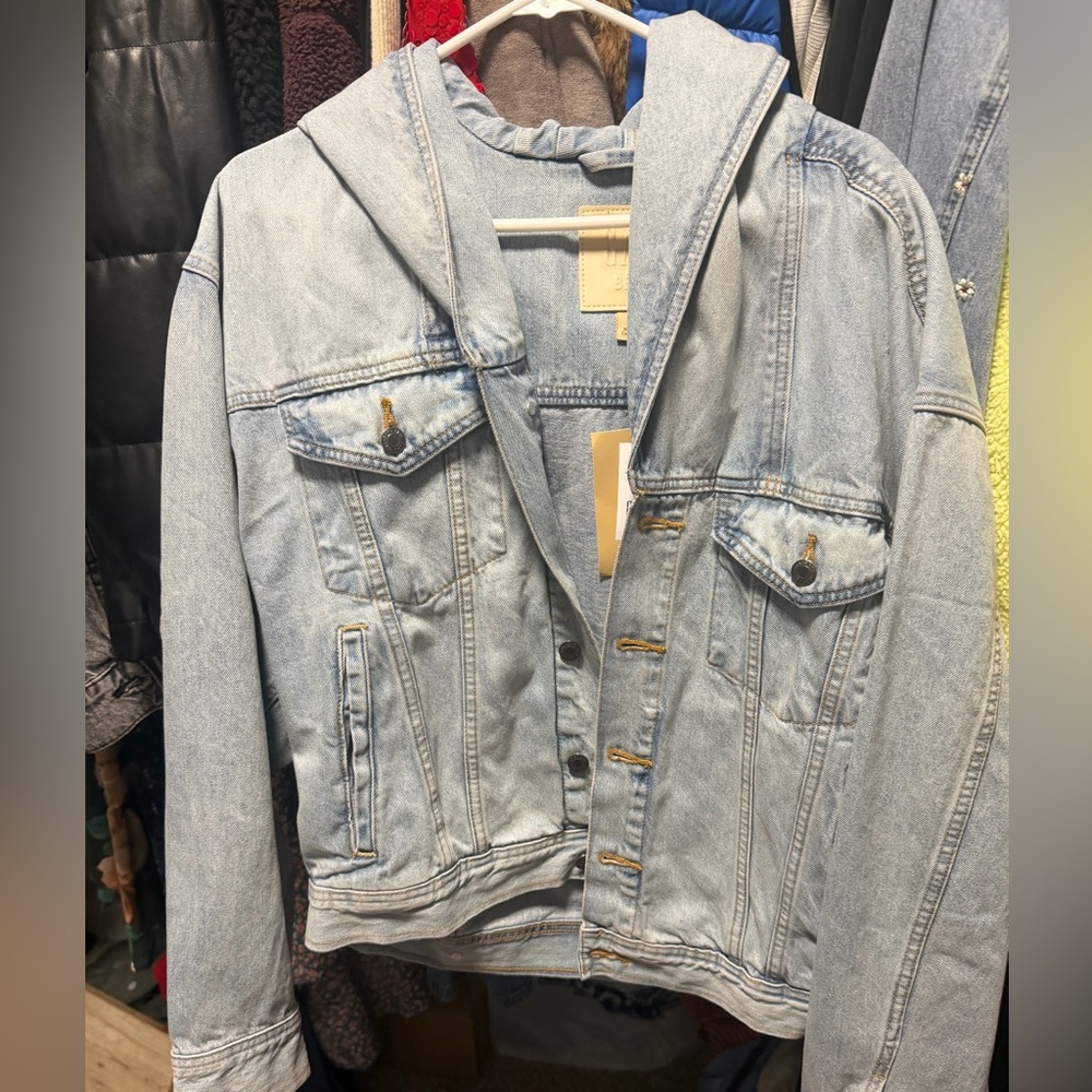 Gap/beis Light Wash Denim Hooded Jacket